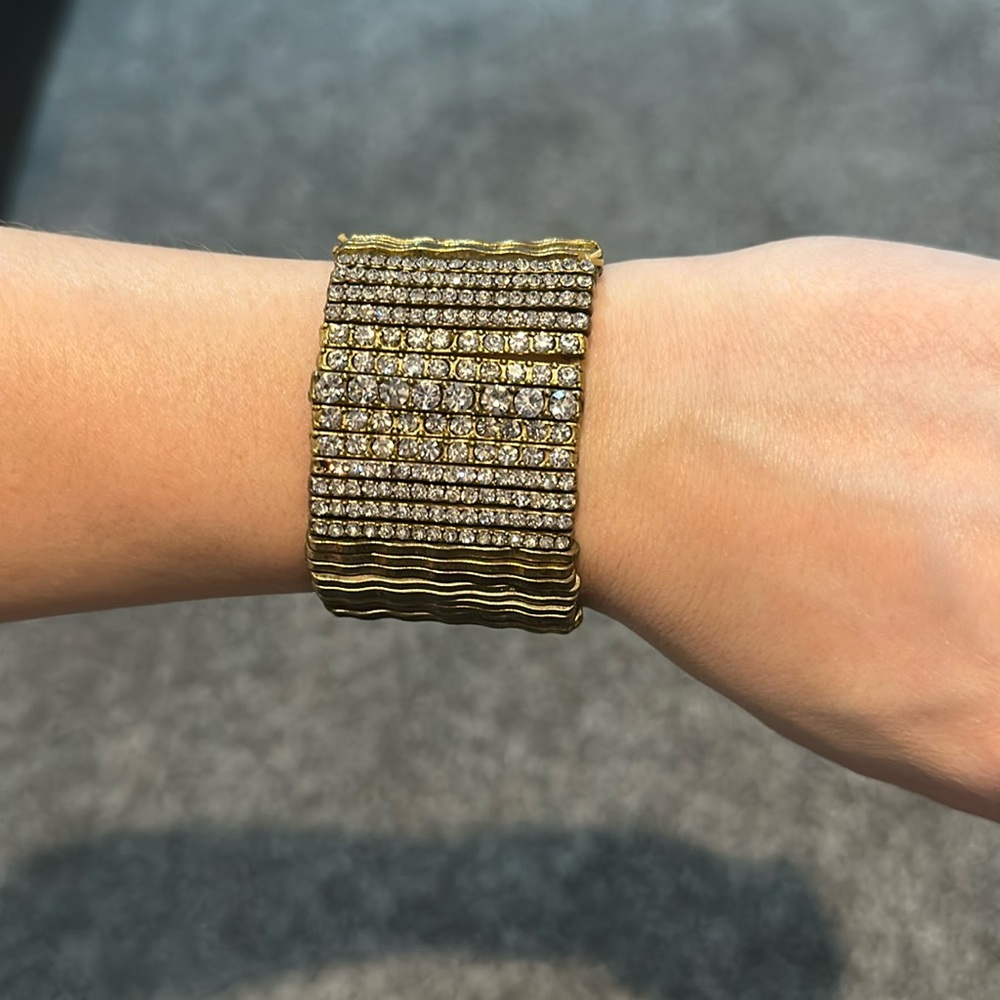 Women’s Designer Gold Stretchy Bangle Cuff Bracelet with Rhinestone Accent